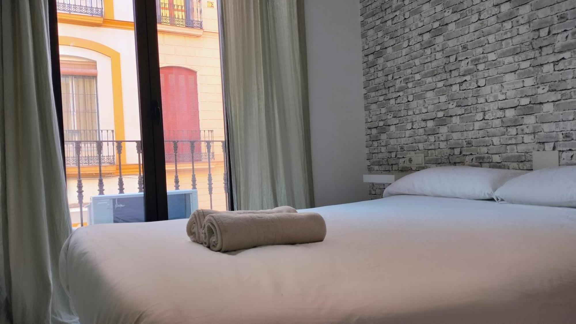 Apartamento En Sevilla Centro Con Vistas A La Plaza Alameda De Hercules - Hasta 7 Personas Extérieur photo